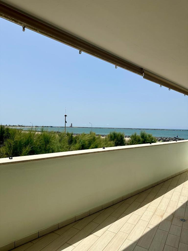 Sigis House - Independent Apartment Sea View Fiumicino Eksteriør billede