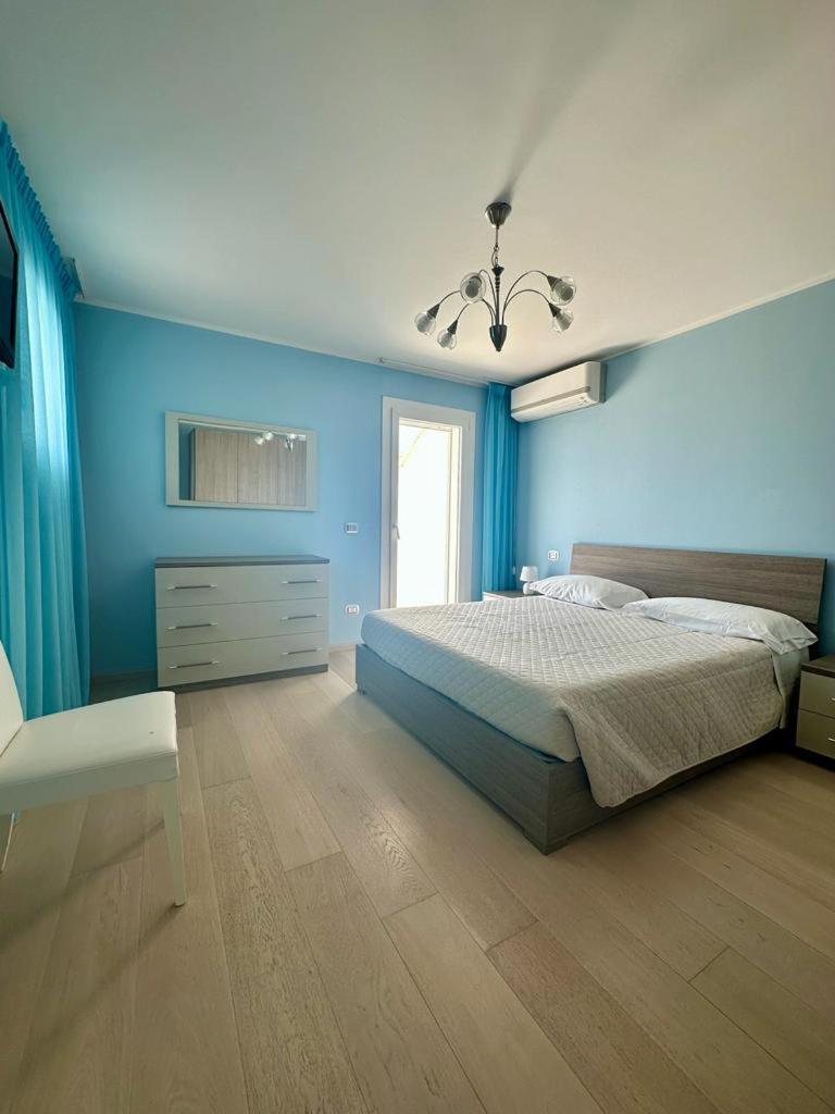 Sigis House - Independent Apartment Sea View Fiumicino Eksteriør billede
