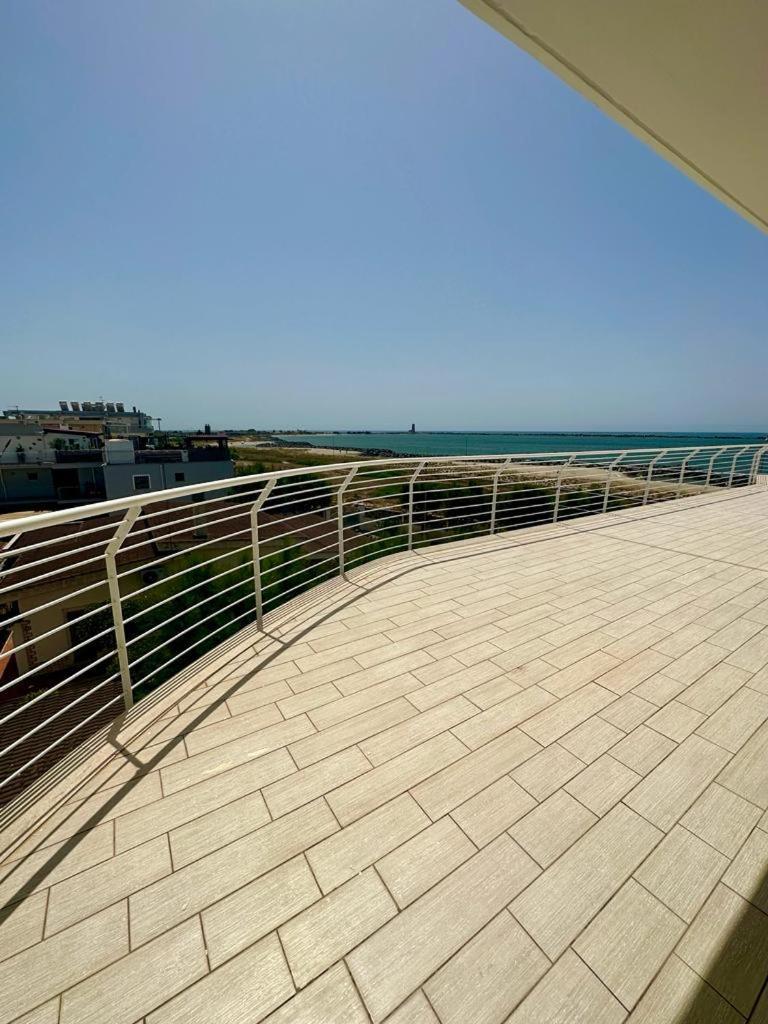 Sigis House - Independent Apartment Sea View Fiumicino Eksteriør billede
