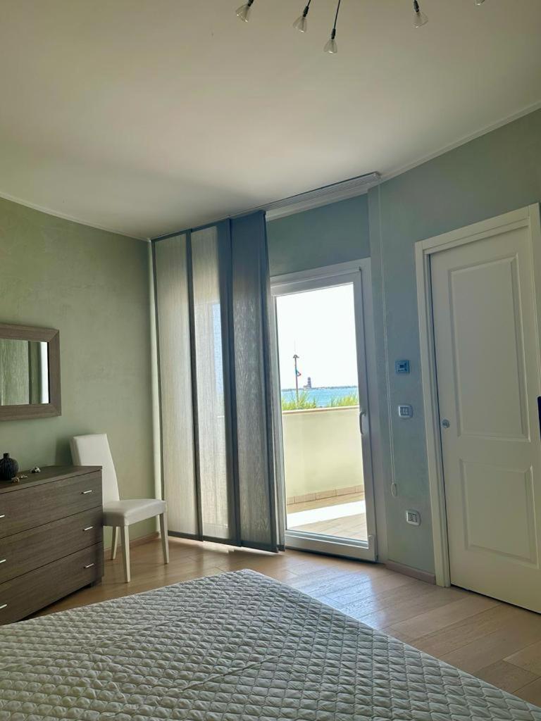 Sigis House - Independent Apartment Sea View Fiumicino Eksteriør billede